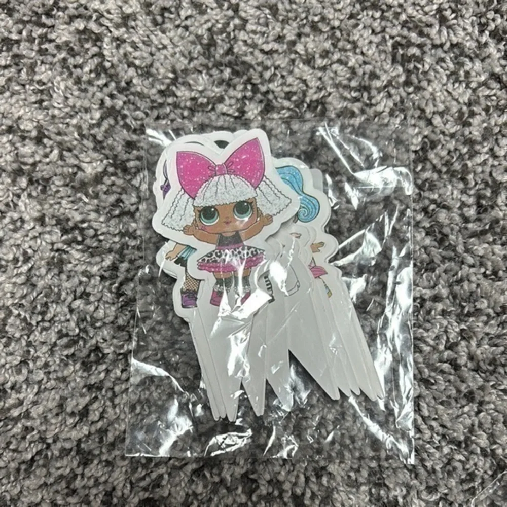 NEW 24 pc LOL Dollz cupcake toppers